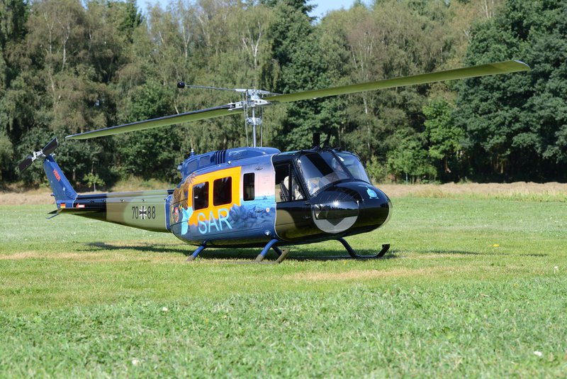 Bell 205 UH 1d Image 2