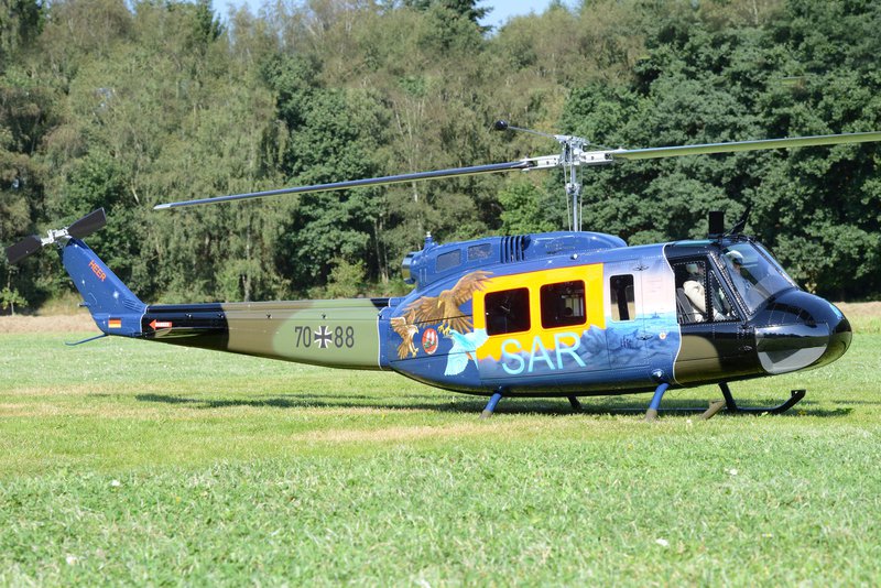 Bell 205 UH 1d Image 4